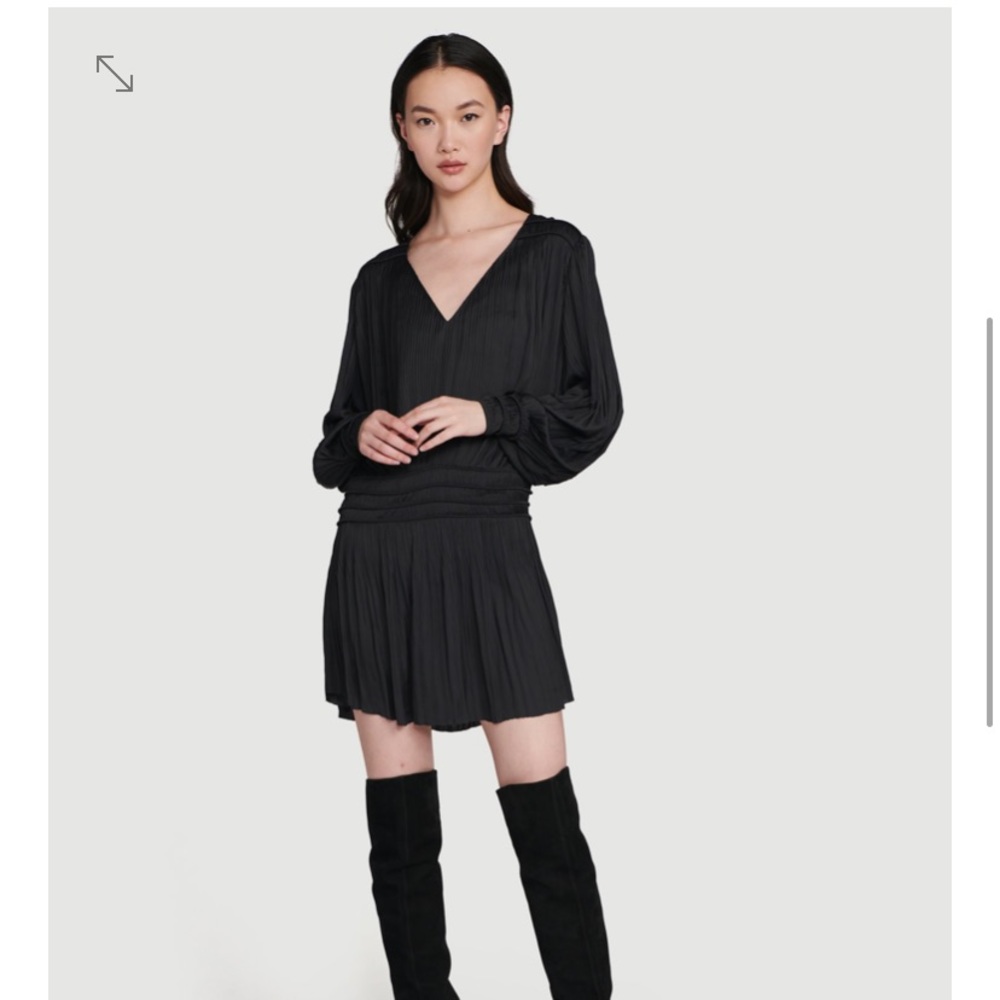 Pleat V Dress